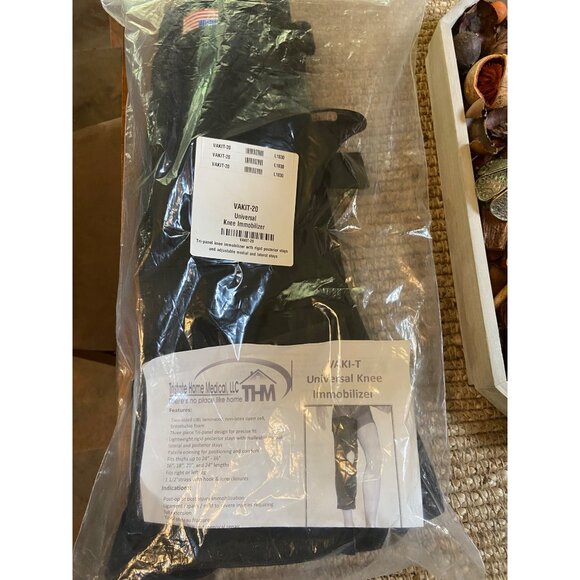 Vaki-T Universal Knee Immobilizer Tri-Panel Design With Adjustable Stays & Strap - Picture 2 of 9